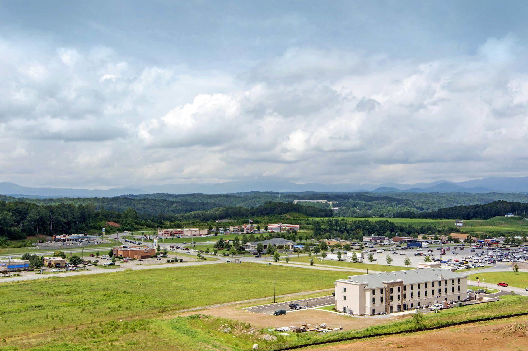 Comfort Inn & Suites East Ellijay Exterior foto